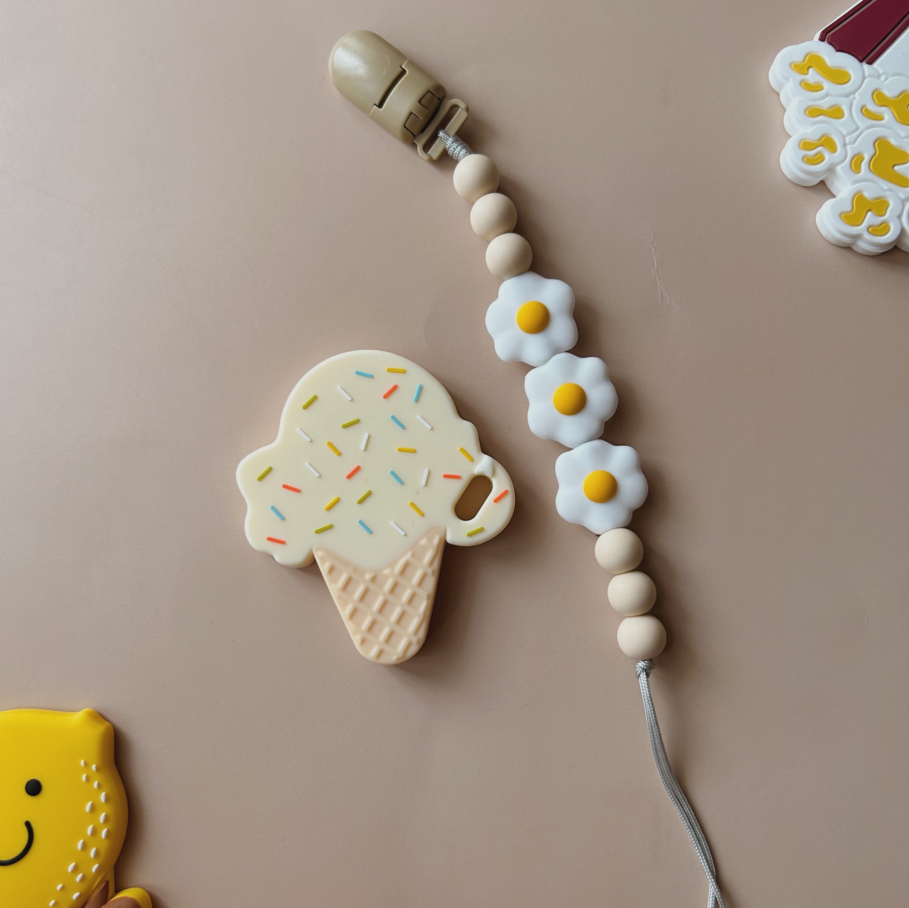 GIGIT Teether Set