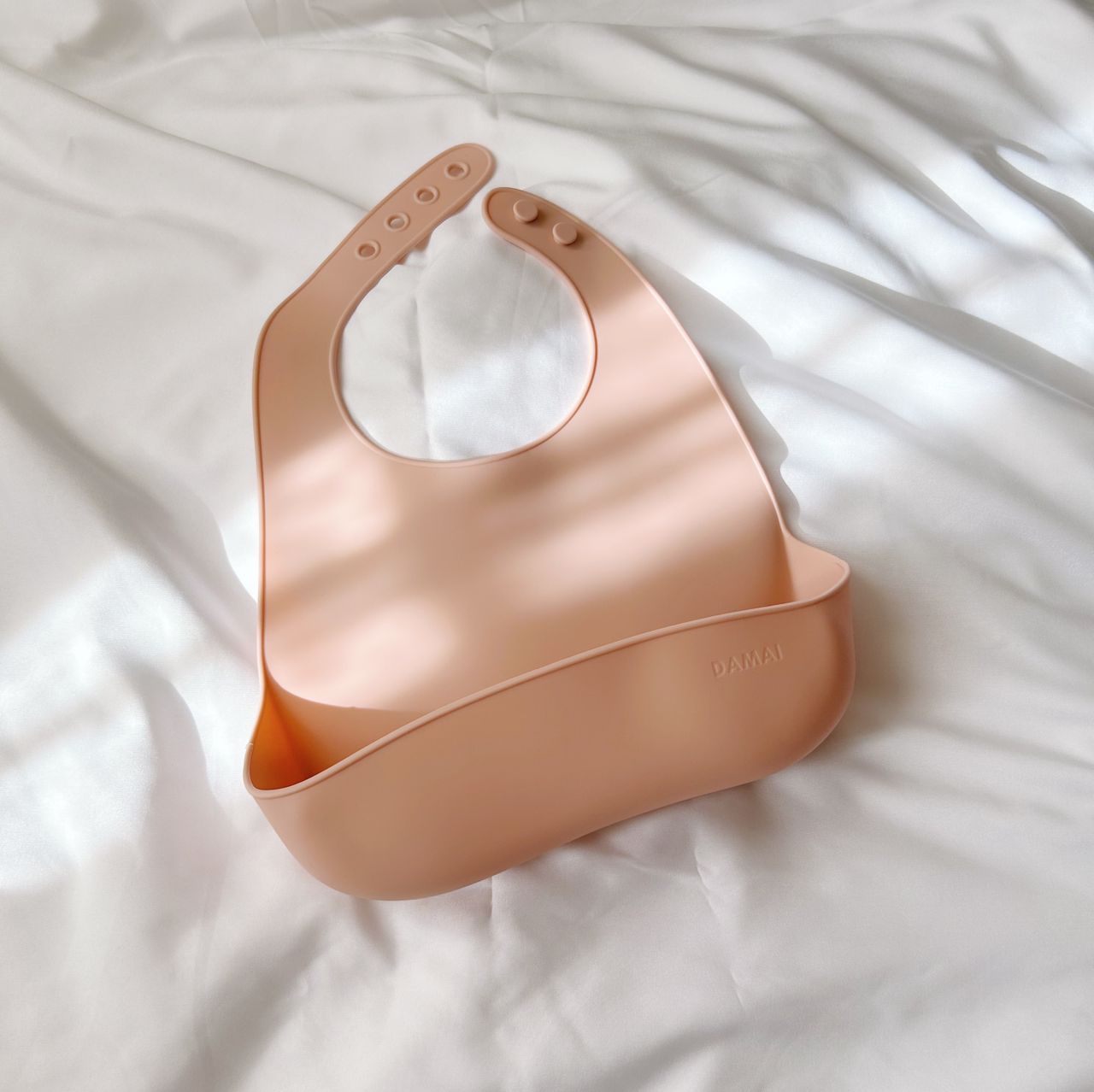 MAKAN Bib